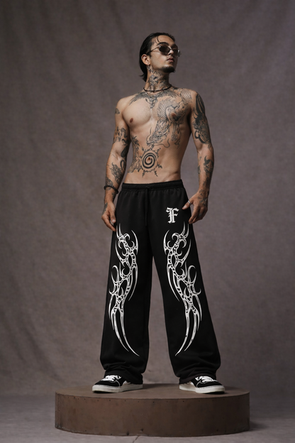 Phantom Rune Black • Track Pant • Baggy Fit